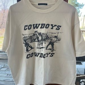 Brandy Melville cowboy tee. Cropped one size